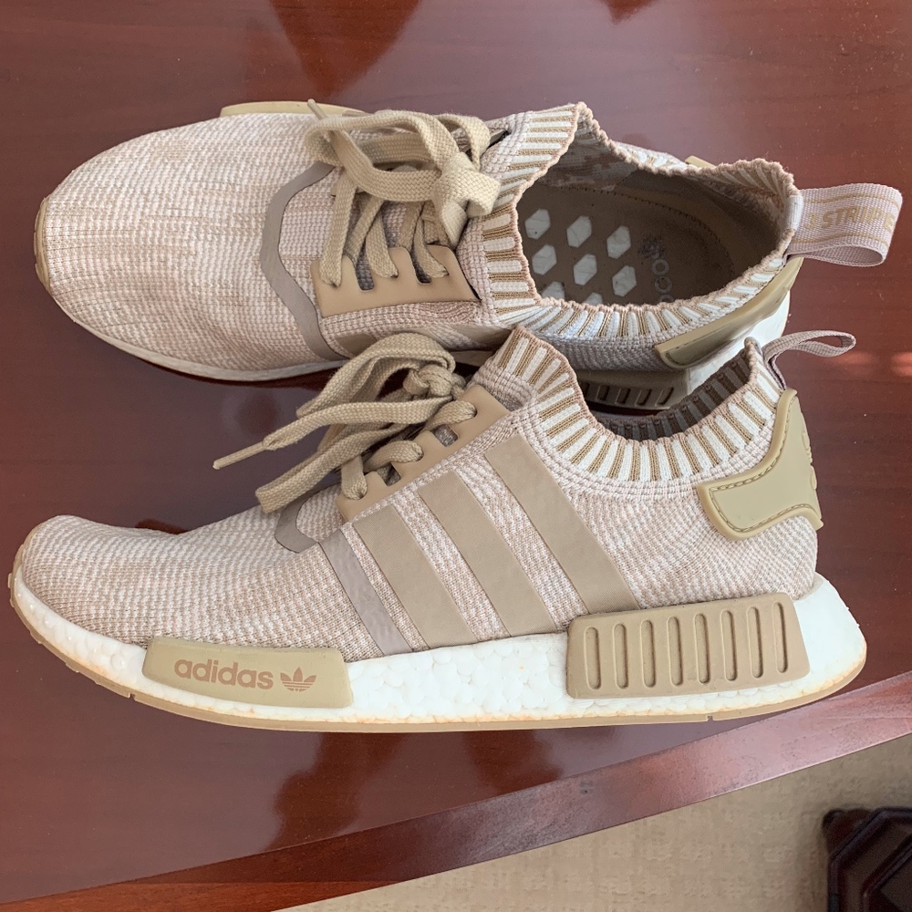 Adidas NMD R1 Primeknit - Size 9.5.